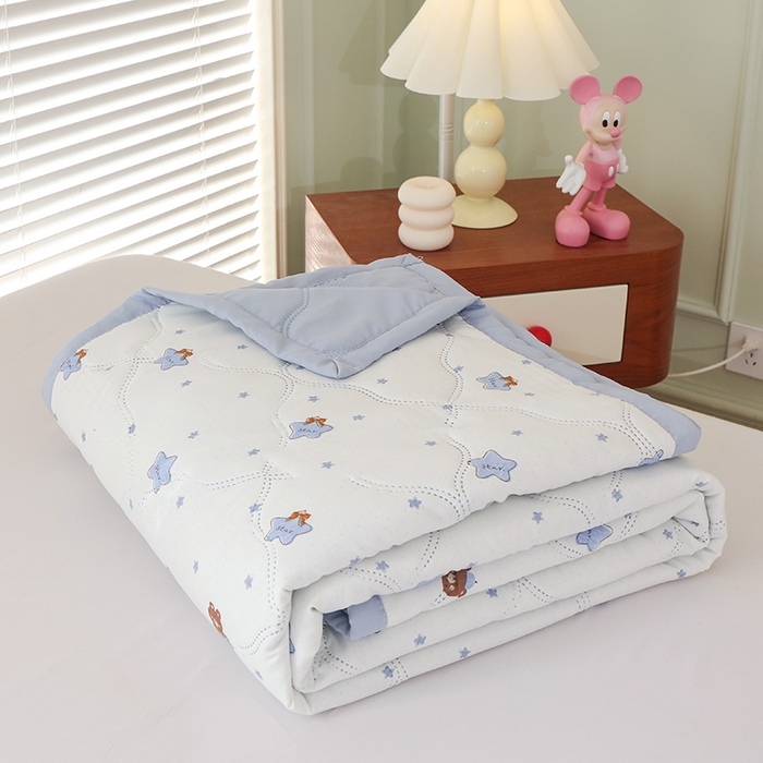 91家纺网 家纺一手货源 找家纺 诗雅纺织 2025新款超柔水洗棉夏凉被空调被超声波压花夏被礼品被 星空