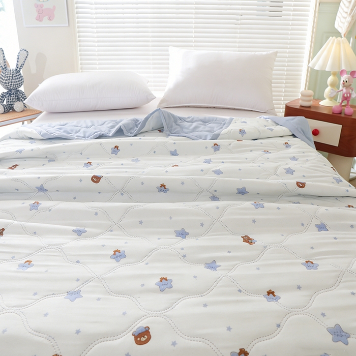 91家纺网 家纺一手货源 找家纺 诗雅纺织 2025新款超柔水洗棉夏凉被空调被超声波压花夏被礼品被 星空