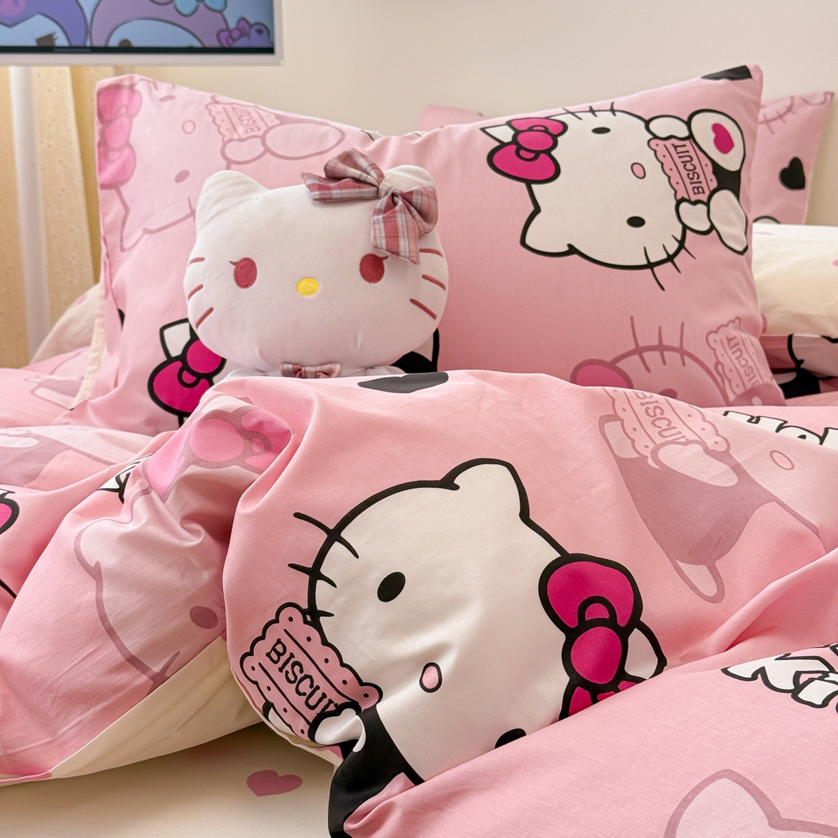 91家纺网 家纺一手货源 找家纺 女子家纺 2026新款40支100%纯棉全棉13070斜纹四件套 kitty 粉