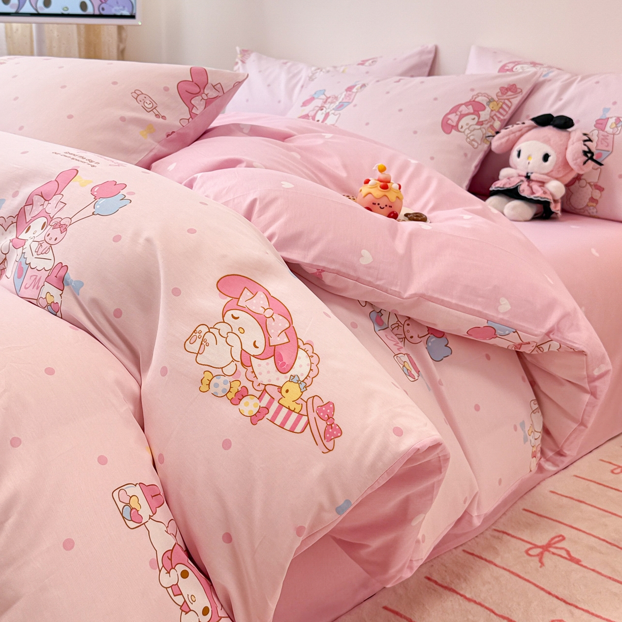 91家纺网 家纺一手货源 找家纺 女子家纺 2026新款40支100%纯棉全棉13070斜纹四件套 快乐美乐蒂