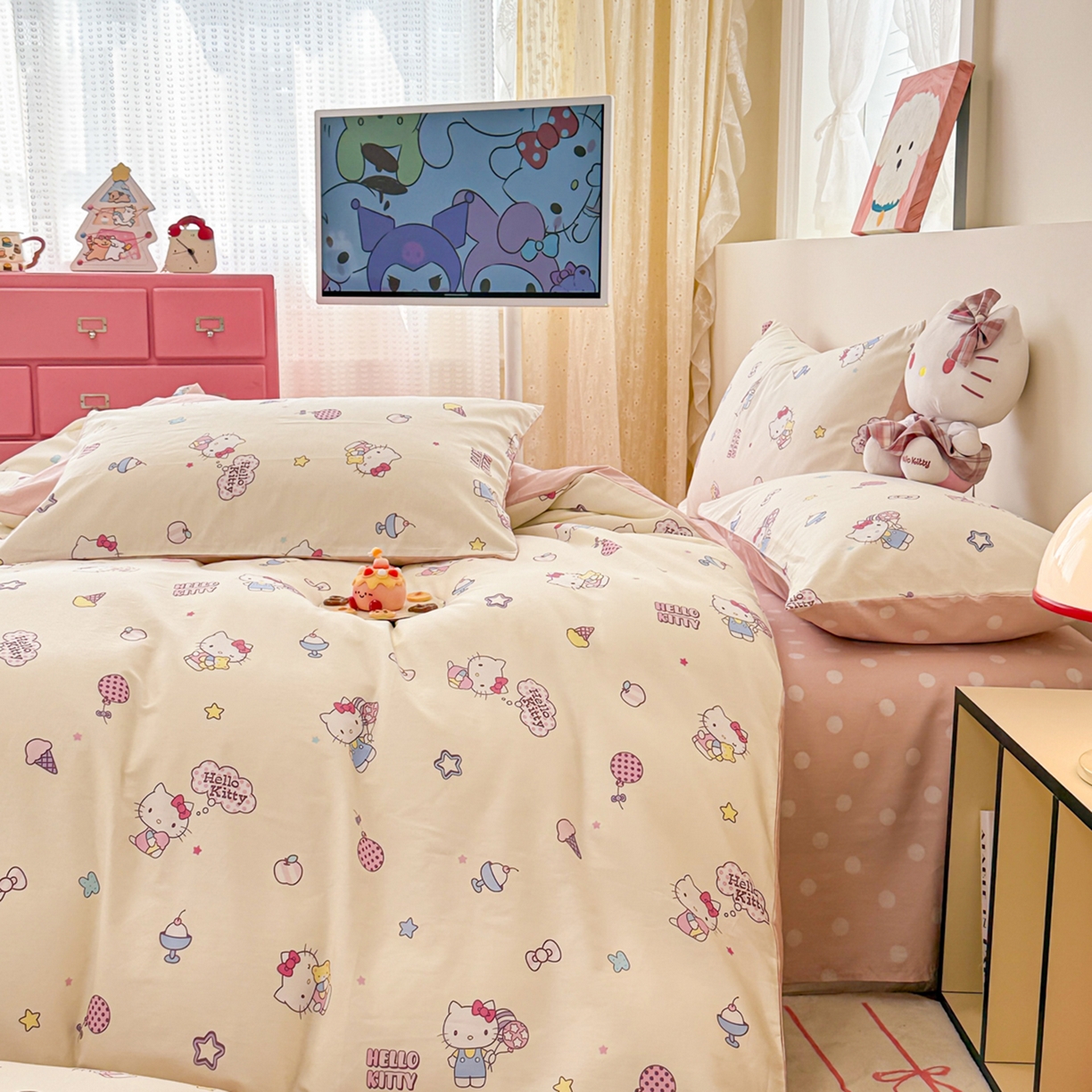 91家纺网 家纺一手货源 找家纺 女子家纺 2026新款40支100%纯棉全棉13070斜纹四件套 hello kitty