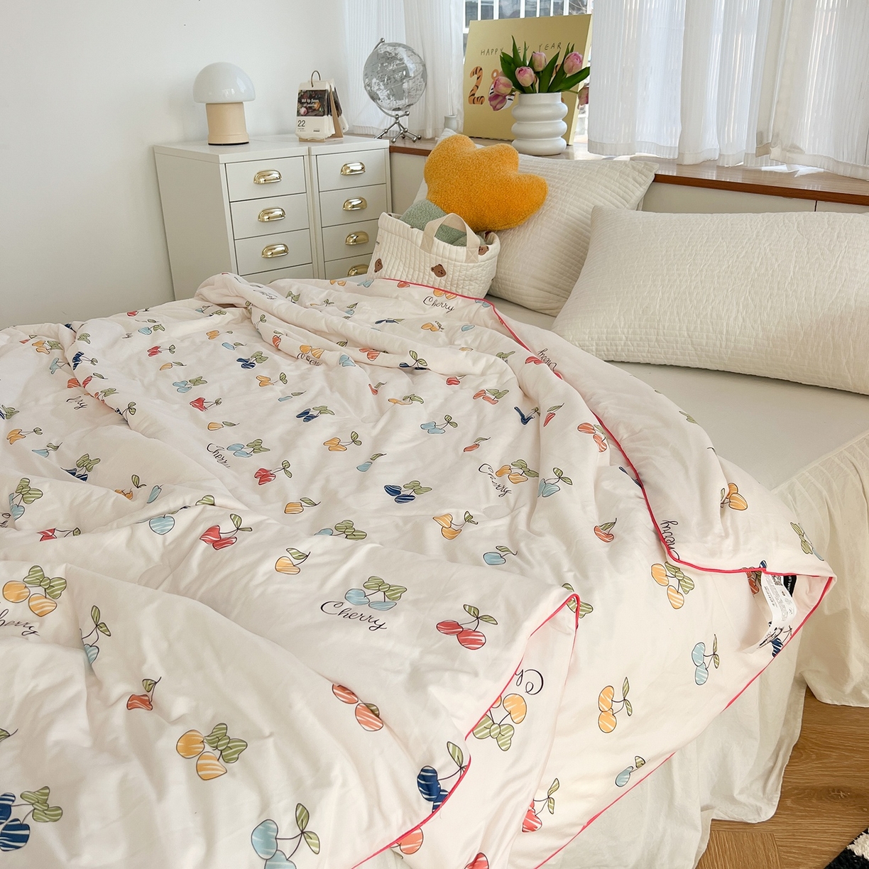 91家纺网 家纺一手货源 找家纺 咏绒家纺工厂店 厂家直销网销爆款花型永不断货2025春夏新款A类牛奶针织棉大豆夏被（长期款） 樱桃画