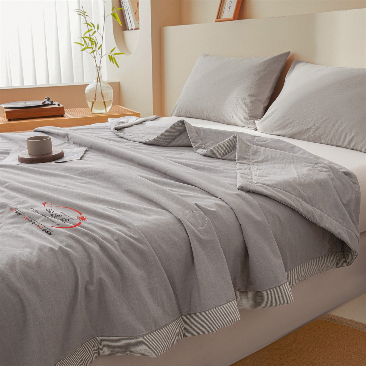 91家纺网 家纺一手货源 找家纺 招财星家纺 2026新款新疆棉花夏被空调被可机洗夏凉被棉花被子春秋被（提供质检报告买家秀） 蔓韵-灰色