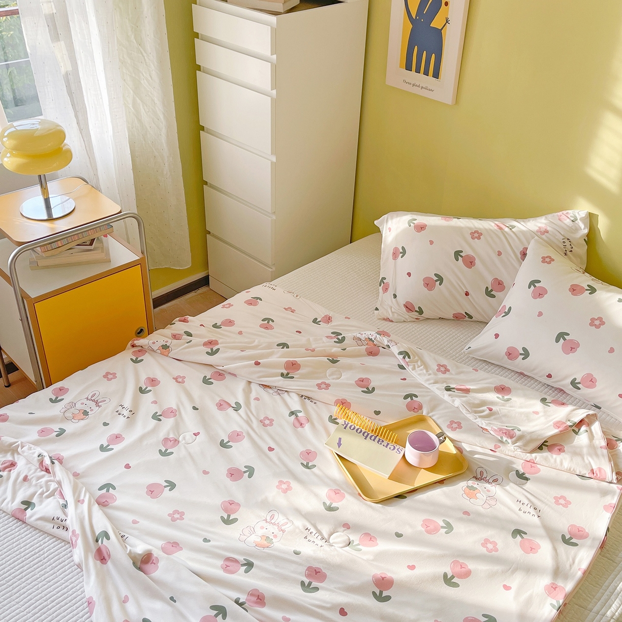 91家纺网 家纺一手货源 找家纺 咏绒家纺工厂店 厂家直销网销爆款花型永不断货2025春夏新款A类牛奶针织棉大豆夏被（长期款） 郁金香兔