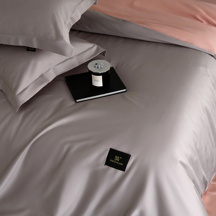 91家纺网 家纺一手货源 找家纺 梧桐树 2026新款60S纯色全棉纯棉长绒棉系列四件套 60S纯色长绒棉-银灰+粉