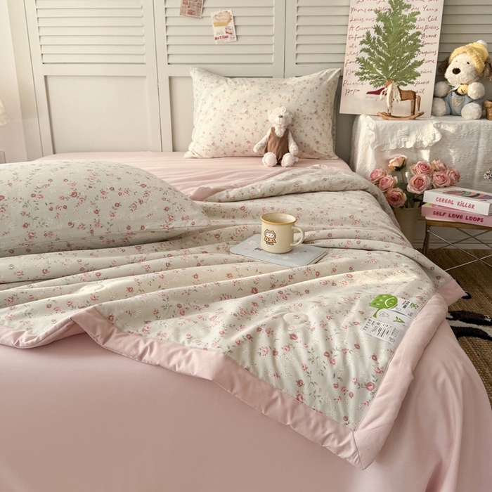 91家纺网 家纺一手货源 找家纺 盛凡家纺 2026新款小清新抗菌夏被夏凉被空调被被子被芯夏被四件套 半亩花田