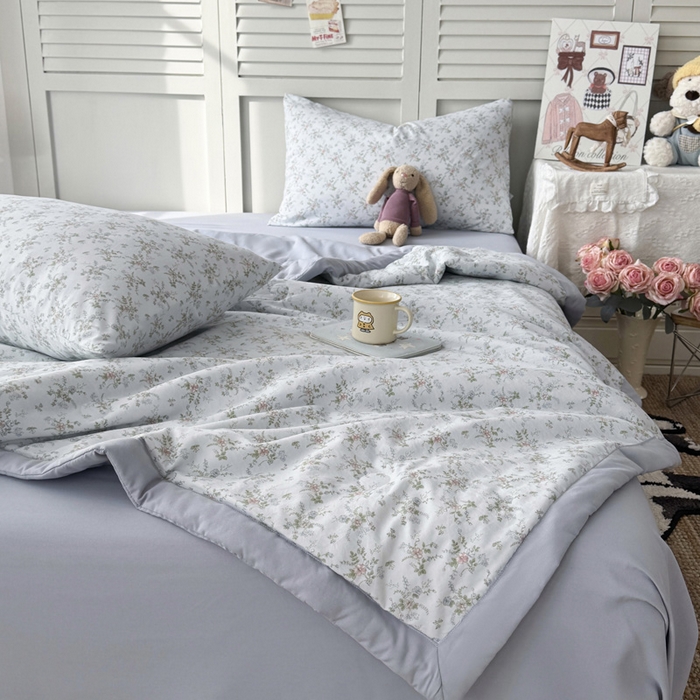 91家纺网 家纺一手货源 找家纺 盛凡家纺 2026新款小清新抗菌夏被夏凉被空调被被子被芯夏被四件套 川纱蓝