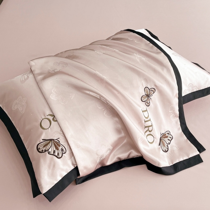 91家纺网 家纺一手货源 找家纺 金牛座家纺 2026新款贡缎亮丝提花刺绣四件套-蝶韵 蝶韵-豆沙粉