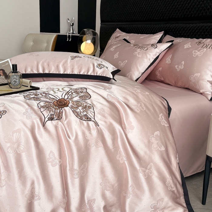 91家纺网 家纺一手货源 找家纺 （总）金牛座家纺 2026新款贡缎亮丝提花刺绣四件套-蝶韵