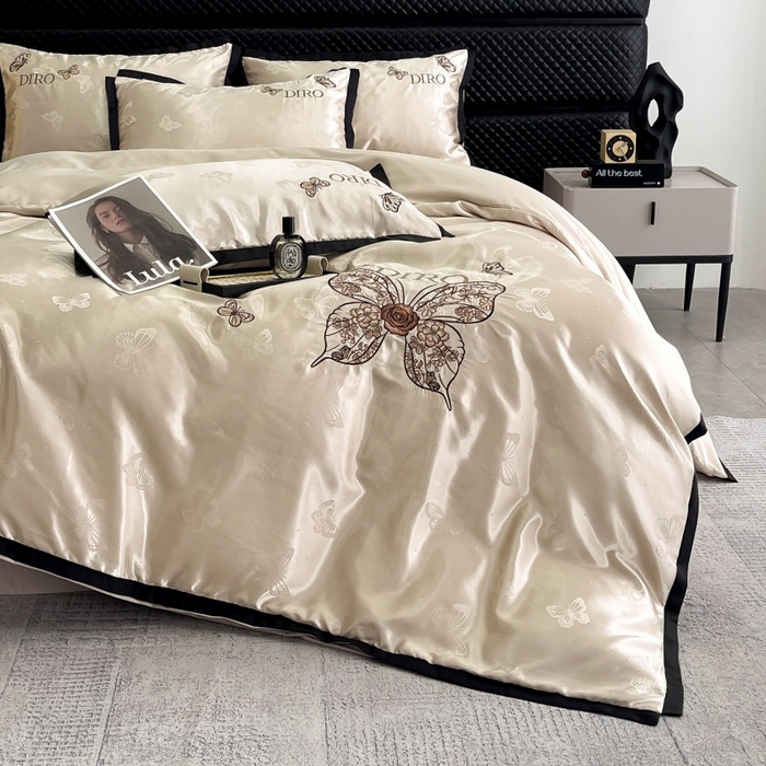 91家纺网 家纺一手货源 找家纺 金牛座家纺 2026新款贡缎亮丝提花刺绣四件套-蝶韵 蝶韵-香槟