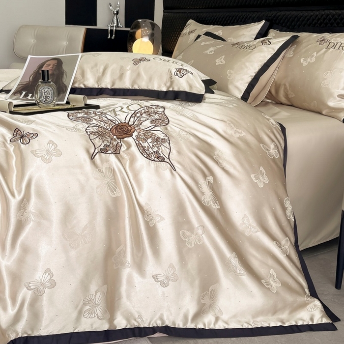 91家纺网 家纺一手货源 找家纺 金牛座家纺 2026新款贡缎亮丝提花刺绣四件套-蝶韵 蝶韵-香槟