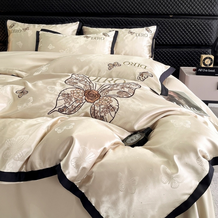 91家纺网 家纺一手货源 找家纺 金牛座家纺 2026新款贡缎亮丝提花刺绣四件套-蝶韵 蝶韵-香槟