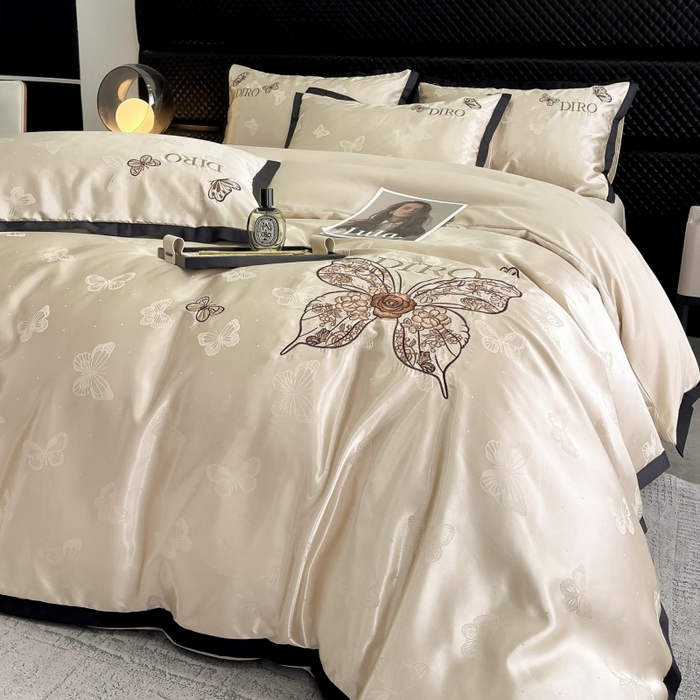 91家纺网 家纺一手货源 找家纺 金牛座家纺 2026新款贡缎亮丝提花刺绣四件套-蝶韵 蝶韵-香槟