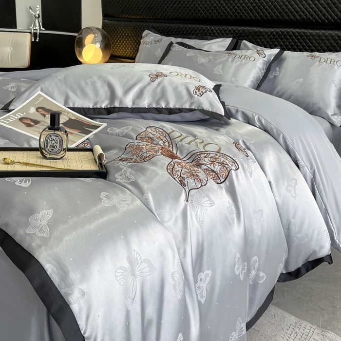 91家纺网 家纺一手货源 找家纺 金牛座家纺 2026新款贡缎亮丝提花刺绣四件套-蝶韵 蝶韵-浅灰