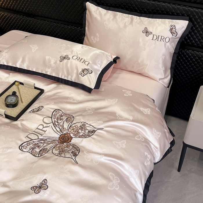 91家纺网 家纺一手货源 找家纺 金牛座家纺 2026新款贡缎亮丝提花刺绣四件套-蝶韵 蝶韵-浅粉