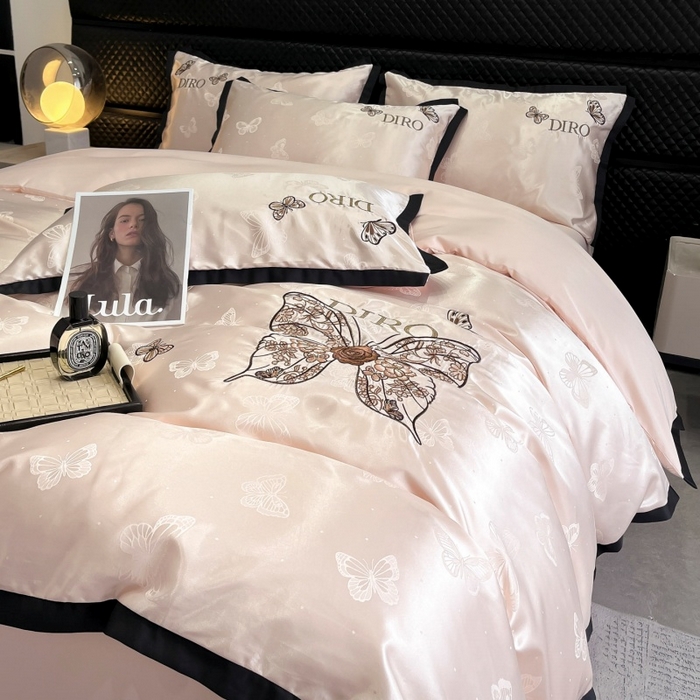 91家纺网 家纺一手货源 找家纺 金牛座家纺 2026新款贡缎亮丝提花刺绣四件套-蝶韵 蝶韵-浅粉