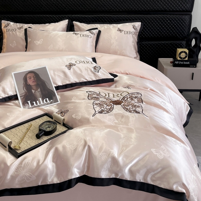 91家纺网 家纺一手货源 找家纺 金牛座家纺 2026新款贡缎亮丝提花刺绣四件套-蝶韵 蝶韵-浅粉