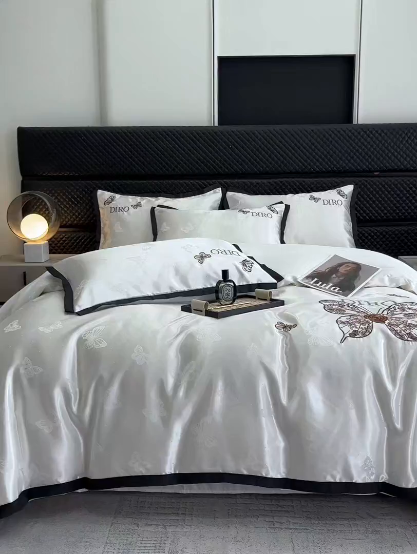 91家纺网 家纺一手货源 找家纺 金牛座家纺 2026新款贡缎亮丝提花刺绣四件套-蝶韵 蝶韵-奶白