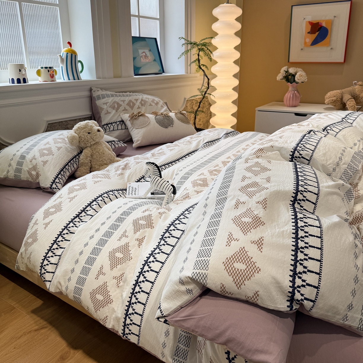 91家纺网 家纺一手货源 找家纺 盼季家纺 2026新款简单款105g泡芙棉印花四件套-费尔岛 费尔岛系列-米基亚