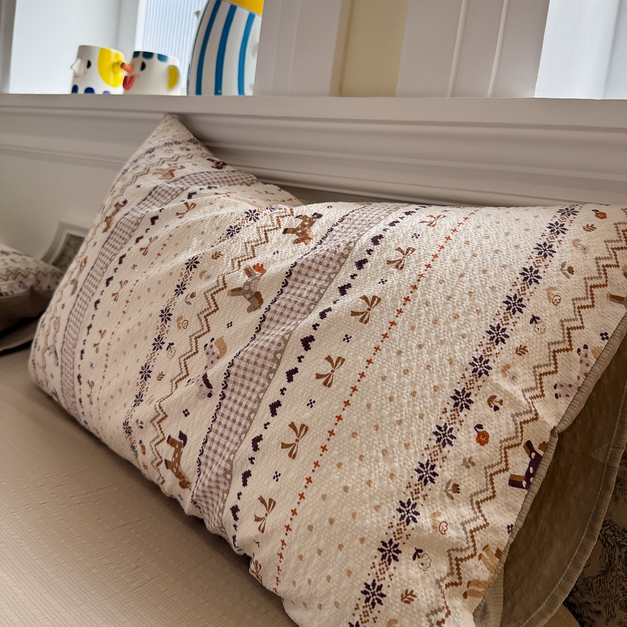 91家纺网 家纺一手货源 找家纺 盼季家纺 2026新款简单款105g泡芙棉印花四件套-费尔岛 费尔岛系列-小马吉