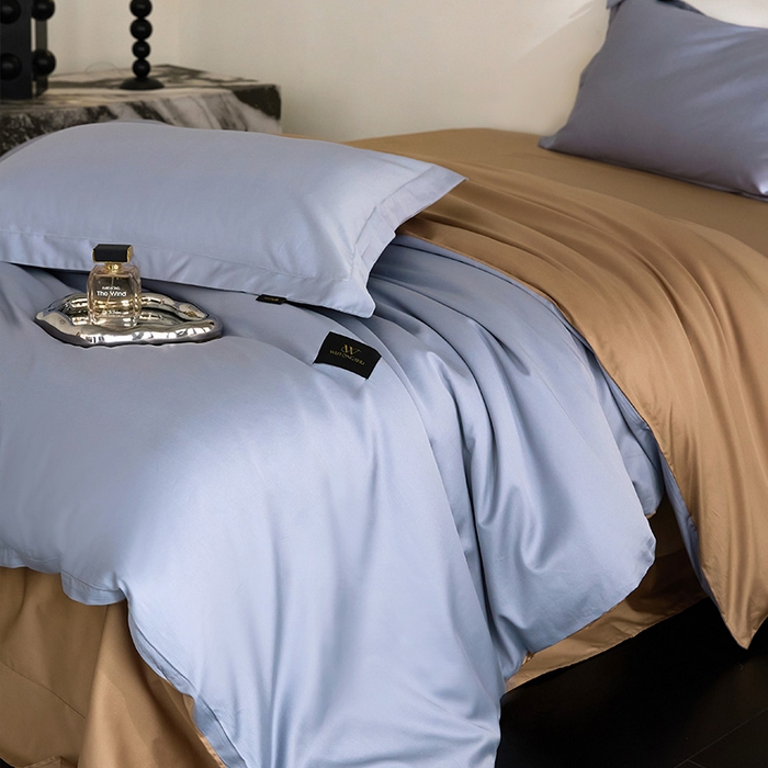 91家纺网 家纺一手货源 找家纺 梧桐树 2026新款60S纯色全棉纯棉长绒棉系列四件套 60S纯色长绒棉-宾利蓝+香槟金