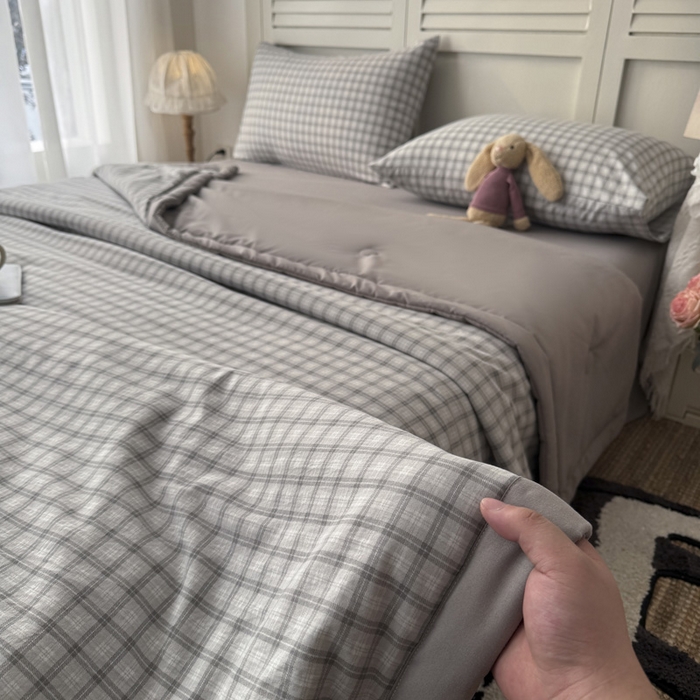 91家纺网 家纺一手货源 找家纺 盛凡家纺 2026新款小清新抗菌夏被夏凉被空调被被子被芯夏被四件套 简织格调