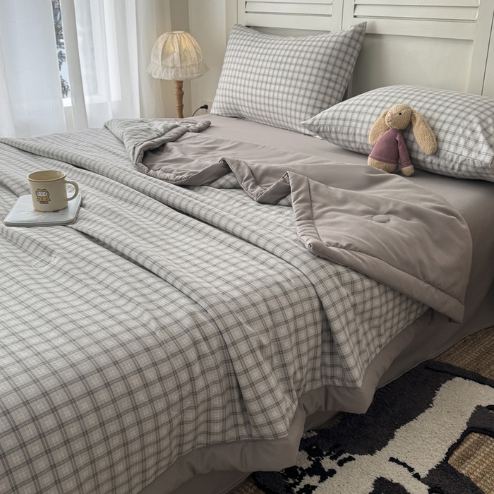 91家纺网 家纺一手货源 找家纺 盛凡家纺 2026新款小清新抗菌夏被夏凉被空调被被子被芯夏被四件套 简织格调