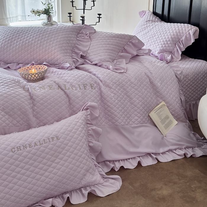 91家纺网 家纺一手货源 找家纺 豪美鑫 2026新款绗缝绣花四件套-可可小姐系列 可可小姐-淡紫色