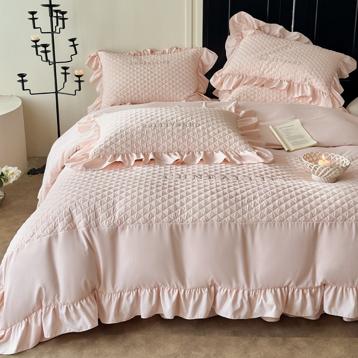 91家纺网 家纺一手货源 找家纺 豪美鑫 2026新款绗缝绣花四件套-可可小姐系列 可可小姐-玉粉