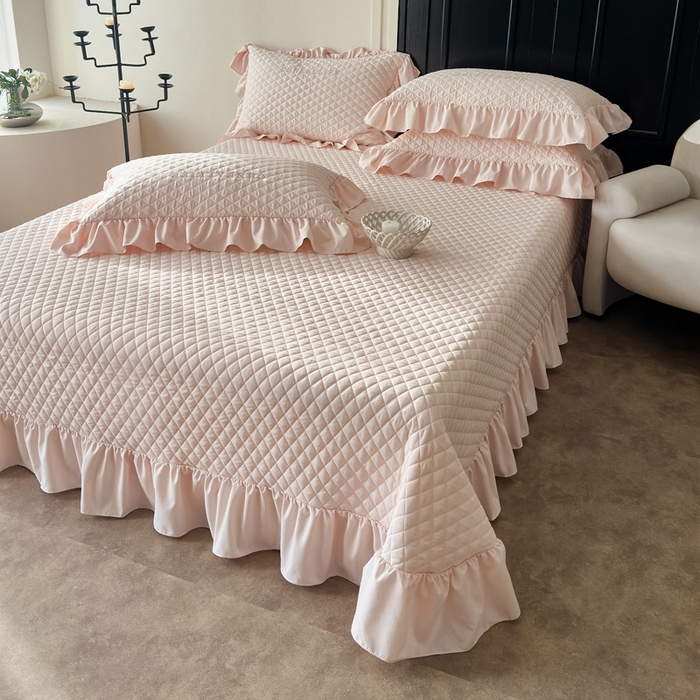 91家纺网 家纺一手货源 找家纺 豪美鑫 2026新款绗缝绣花四件套-可可小姐系列 可可小姐-玉粉