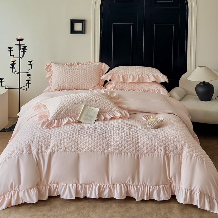 91家纺网 家纺一手货源 找家纺 豪美鑫 2026新款绗缝绣花四件套-可可小姐系列 可可小姐-玉粉