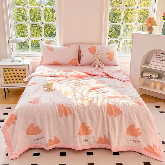 91家纺网 家纺一手货源 找家纺 默忆 2026新款A类泡泡棉夏被泡芙棉印花夏被四件套空调被夏凉被 缤纷树叶