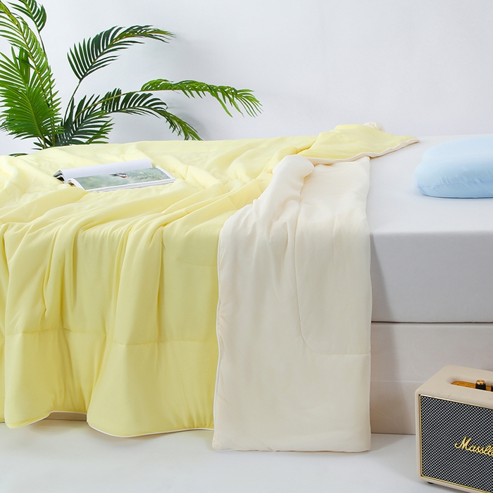 91家纺网 家纺一手货源 找家纺 默忆 2026新款瓜瓜凉感夏被 被子被芯 柠檬黄