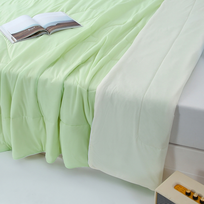 91家纺网 家纺一手货源 找家纺 默忆 2026新款瓜瓜凉感夏被 被子被芯 果绿色