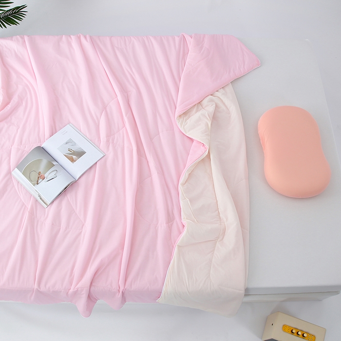 91家纺网 家纺一手货源 找家纺 默忆 2026新款瓜瓜凉感夏被 被子被芯 粉玉色