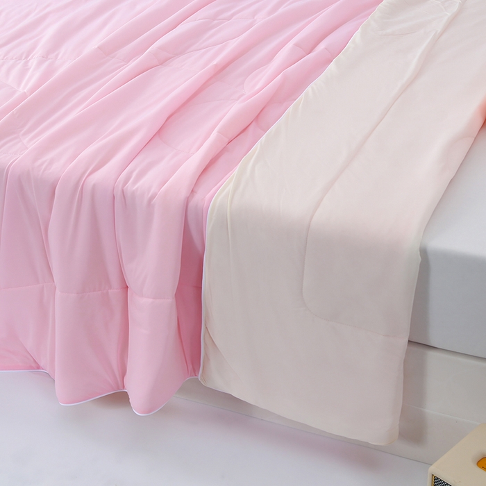 91家纺网 家纺一手货源 找家纺 默忆 2026新款瓜瓜凉感夏被 被子被芯 粉玉色