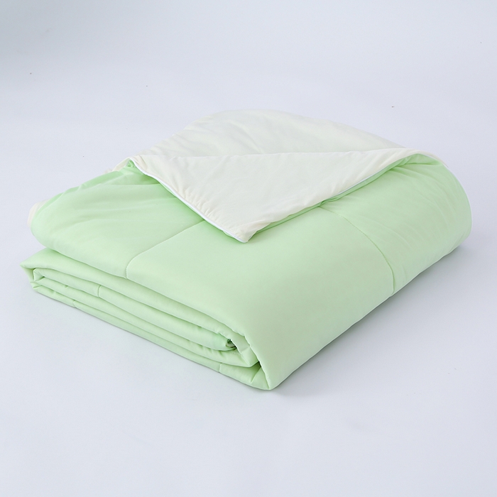 91家纺网 家纺一手货源 找家纺 默忆 2026新款瓜瓜凉感夏被 被子被芯 果绿色