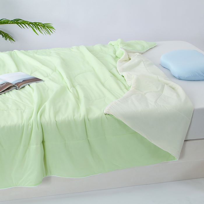 91家纺网 家纺一手货源 找家纺 默忆 2026新款瓜瓜凉感夏被 被子被芯 果绿色