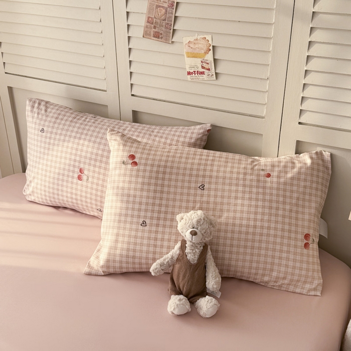 91家纺网 家纺一手货源 找家纺 盛凡家纺 2026新款小清新抗菌夏被夏凉被空调被被子被芯夏被四件套 奶油樱桃