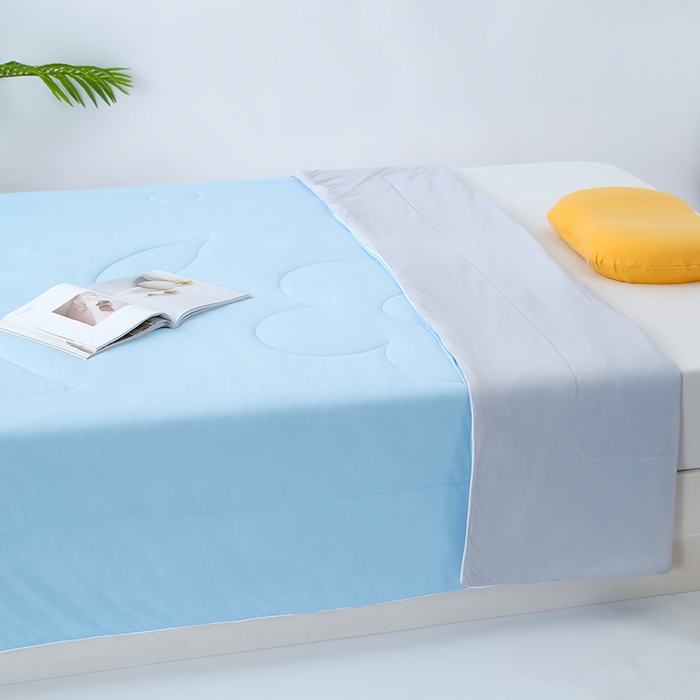 91家纺网 家纺一手货源 找家纺 默忆 2026新款瓜瓜凉感夏被 被子被芯 天蓝色