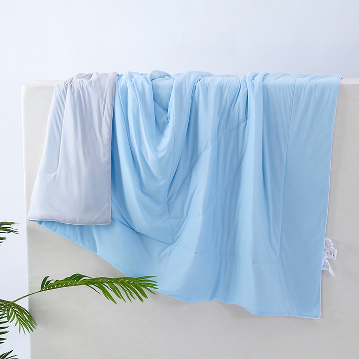 91家纺网 家纺一手货源 找家纺 默忆 2026新款瓜瓜凉感夏被 被子被芯 天蓝色