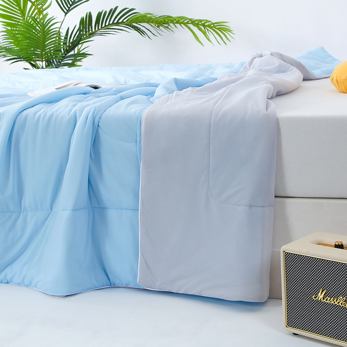 91家纺网 家纺一手货源 找家纺 默忆 2026新款瓜瓜凉感夏被 被子被芯 天蓝色