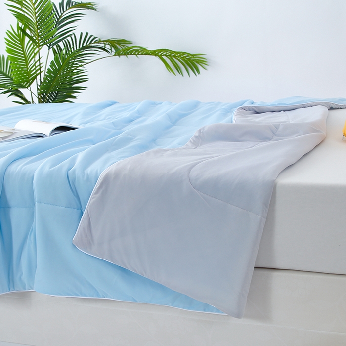 91家纺网 家纺一手货源 找家纺 默忆 2026新款瓜瓜凉感夏被 被子被芯 天蓝色