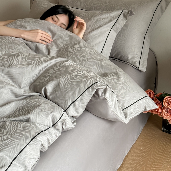 91家纺网 家纺一手货源 找家纺 首尔家纺 2026新款浮雕提花色织全棉四件套 斑马纹-高级灰