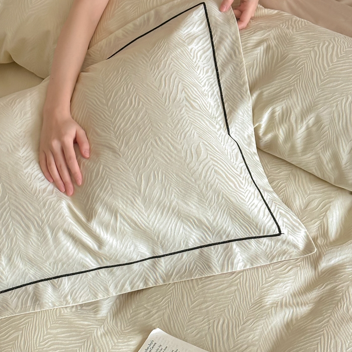 91家纺网 家纺一手货源 找家纺 首尔家纺 2026新款浮雕提花色织全棉四件套 斑马纹-米白拼咖