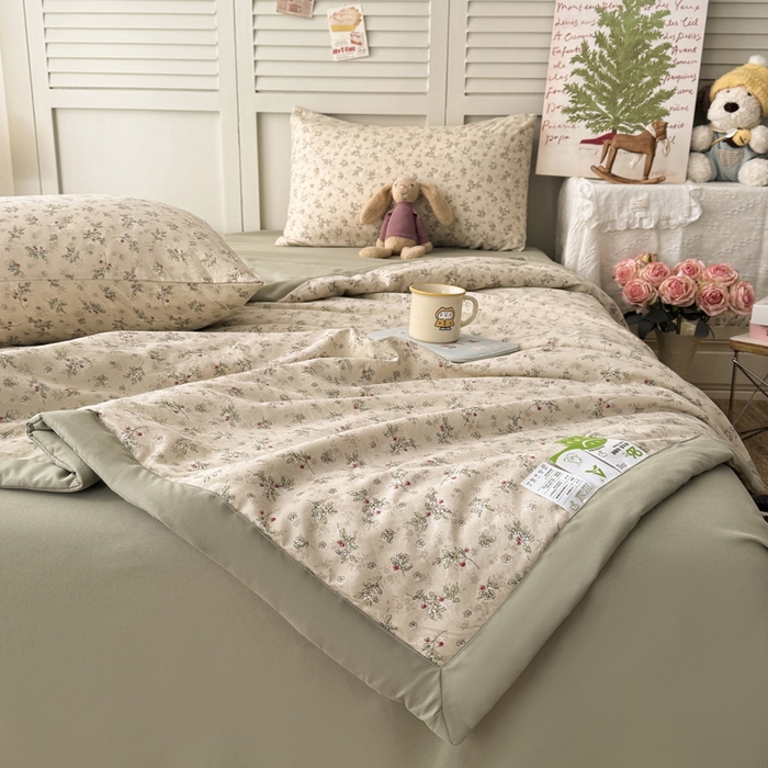 91家纺网 家纺一手货源 找家纺 盛凡家纺 2026新款小清新抗菌夏被夏凉被空调被被子被芯夏被四件套 浅夏栀眠