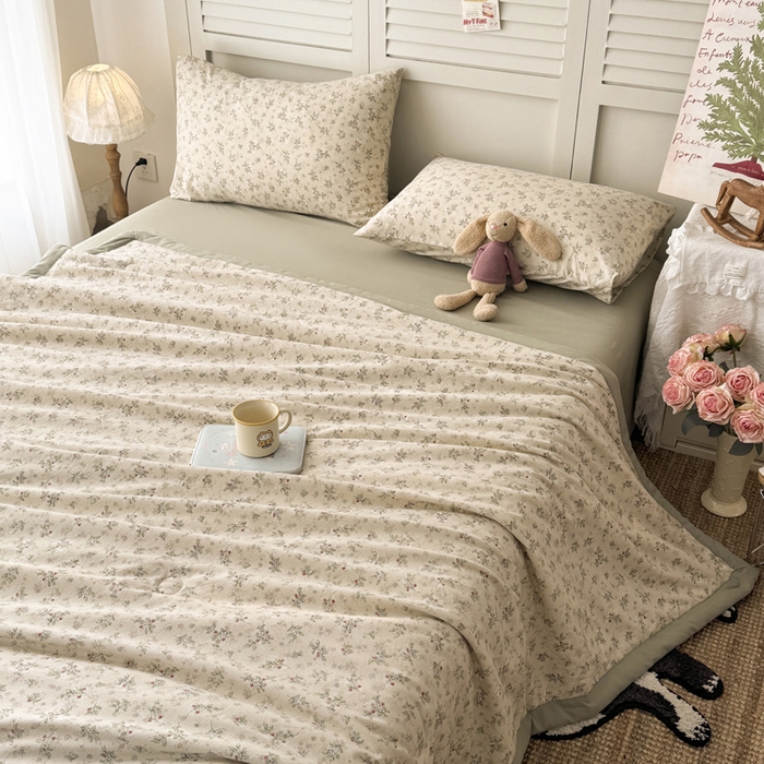 91家纺网 家纺一手货源 找家纺 盛凡家纺 2026新款小清新抗菌夏被夏凉被空调被被子被芯夏被四件套 浅夏栀眠