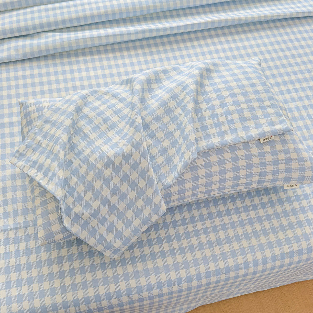 91家纺网 家纺一手货源 找家纺 爱彼家纺 2026新款无印格子分老粗布床单软凉席床单枕套三件套新升级细沙-格子系列一 格子蓝