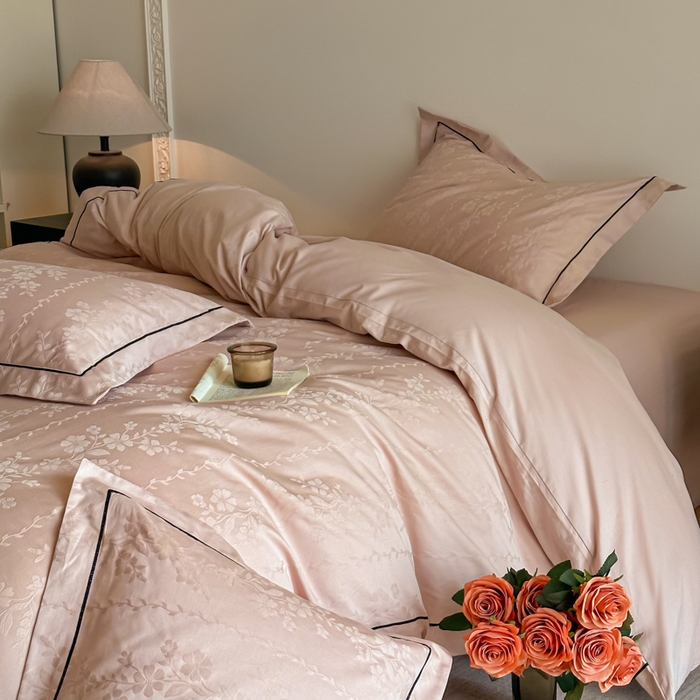 91家纺网 家纺一手货源 找家纺 首尔家纺 2026新款浮雕提花色织全棉四件套 花蔓-粉