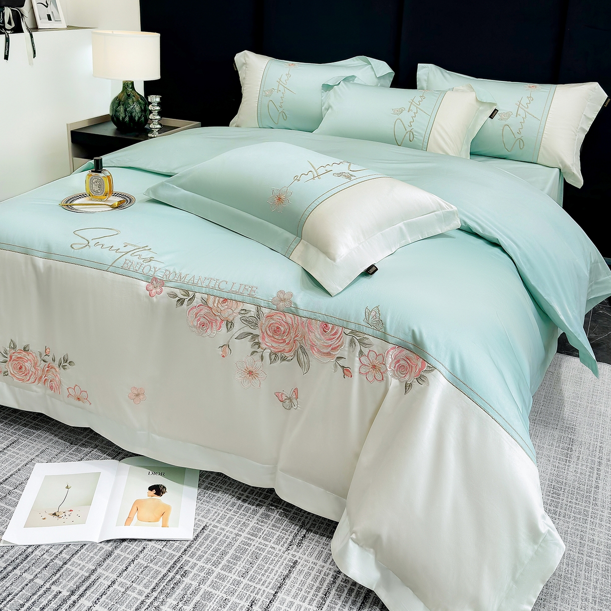 91家纺网 家纺一手货源 找家纺 （总）欣宜家纺 2026新款100支全棉纯棉50x50s埃及贡缎长绒棉刺绣绣花四件套-花开半夏系列